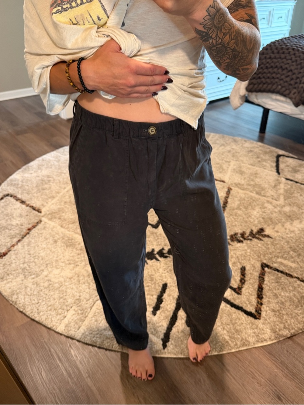 Women’s Be Cool trouser pant SZ Medium